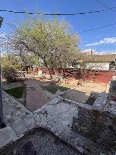 House close to UofA