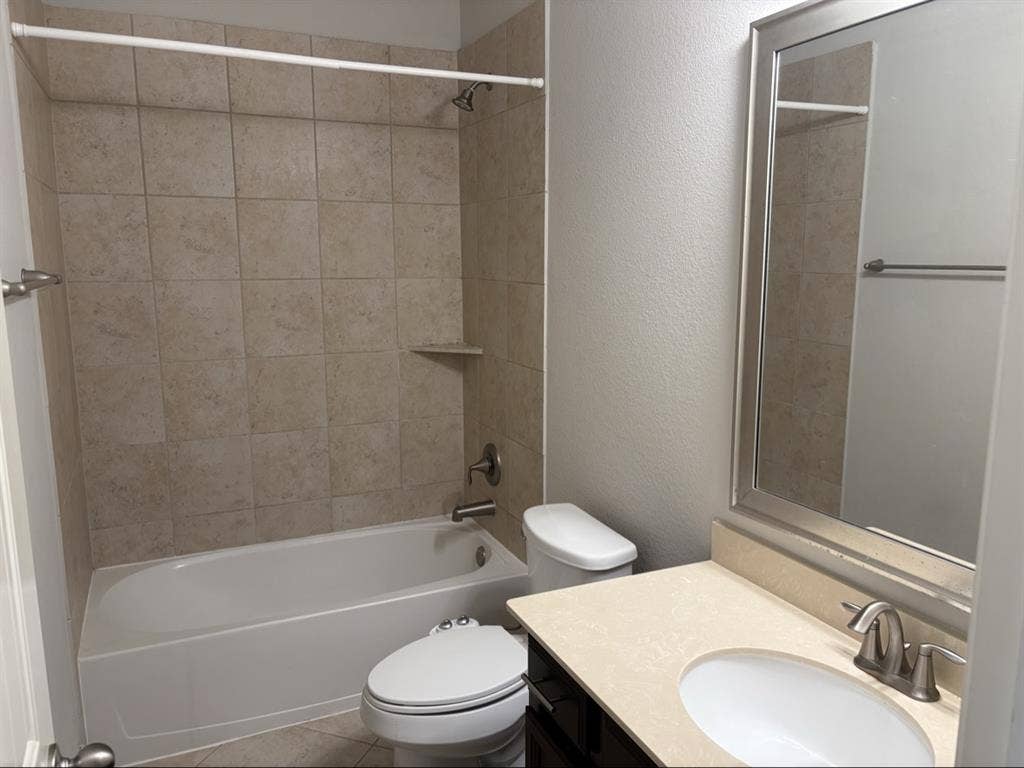 Looking for Roomie for Spare Room