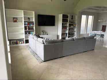 Looking for Roomie for Spare Room