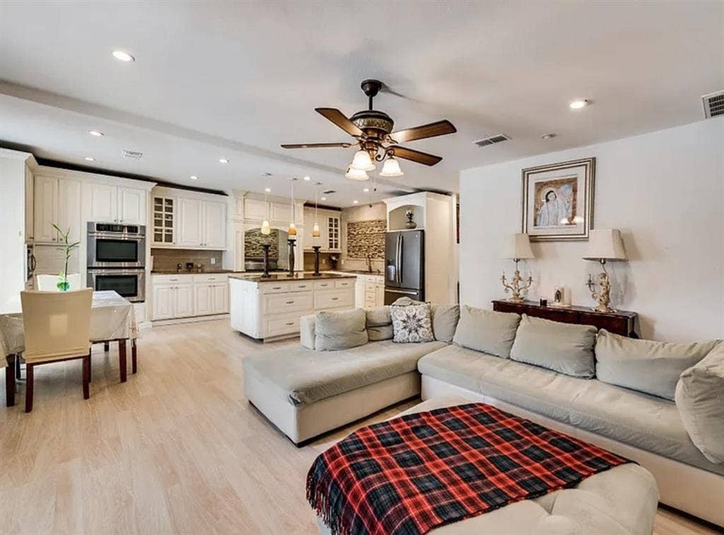 1BR w/ Private Entry, ALL Utilities