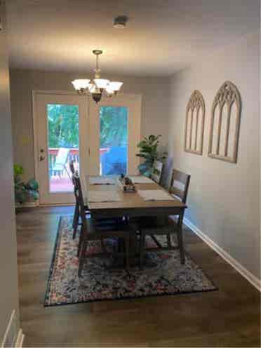 Female Roommate needed!