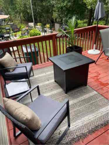 Female Roommate needed!
