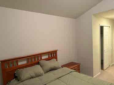 Room - Brandon - /mo - Gated