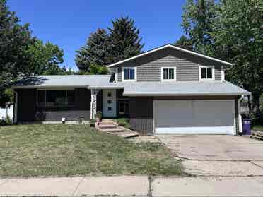 Rooms in Bear Valley Denver