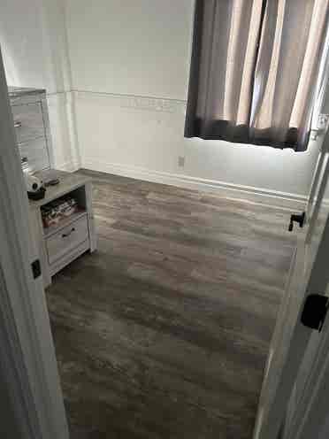 Room in Fontana available