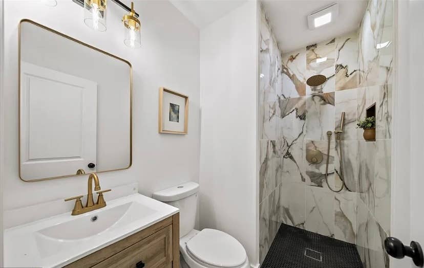 Roommate for a Home - West End