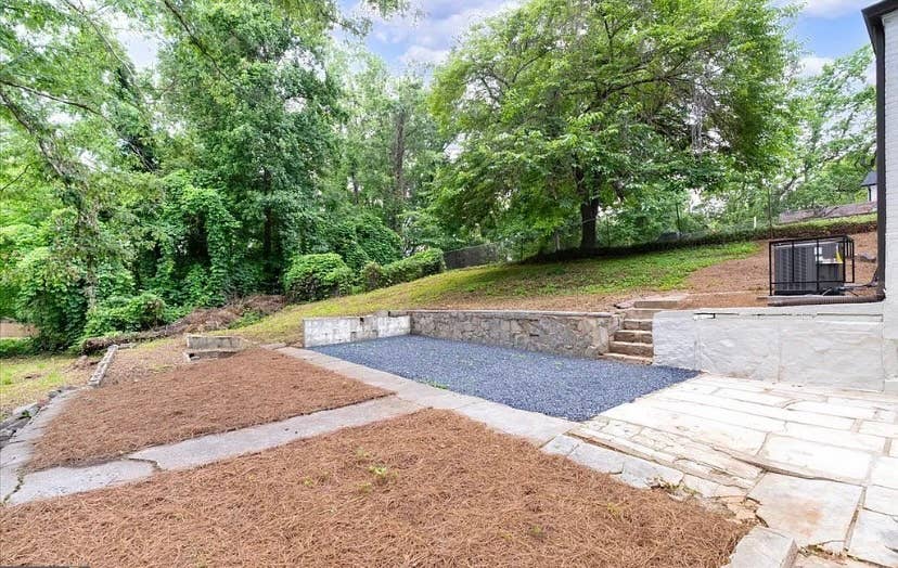 Roommate for a Home - West End