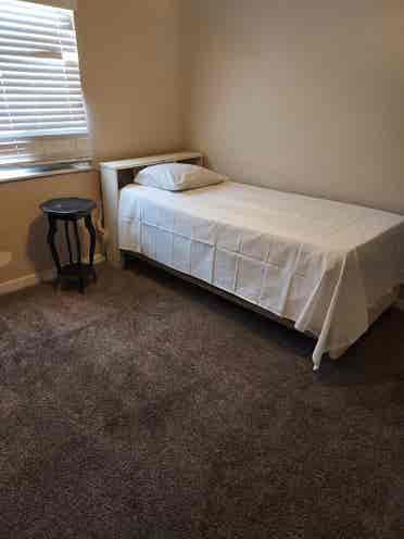Room Available in North Sacramento.