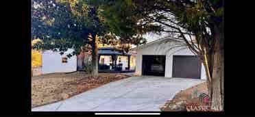 2 Bedrooms available in Dreamhouse