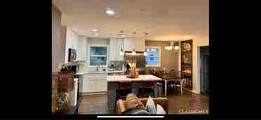 2 Bedrooms available in Dreamhouse
