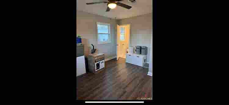 2 Bedrooms available in Dreamhouse