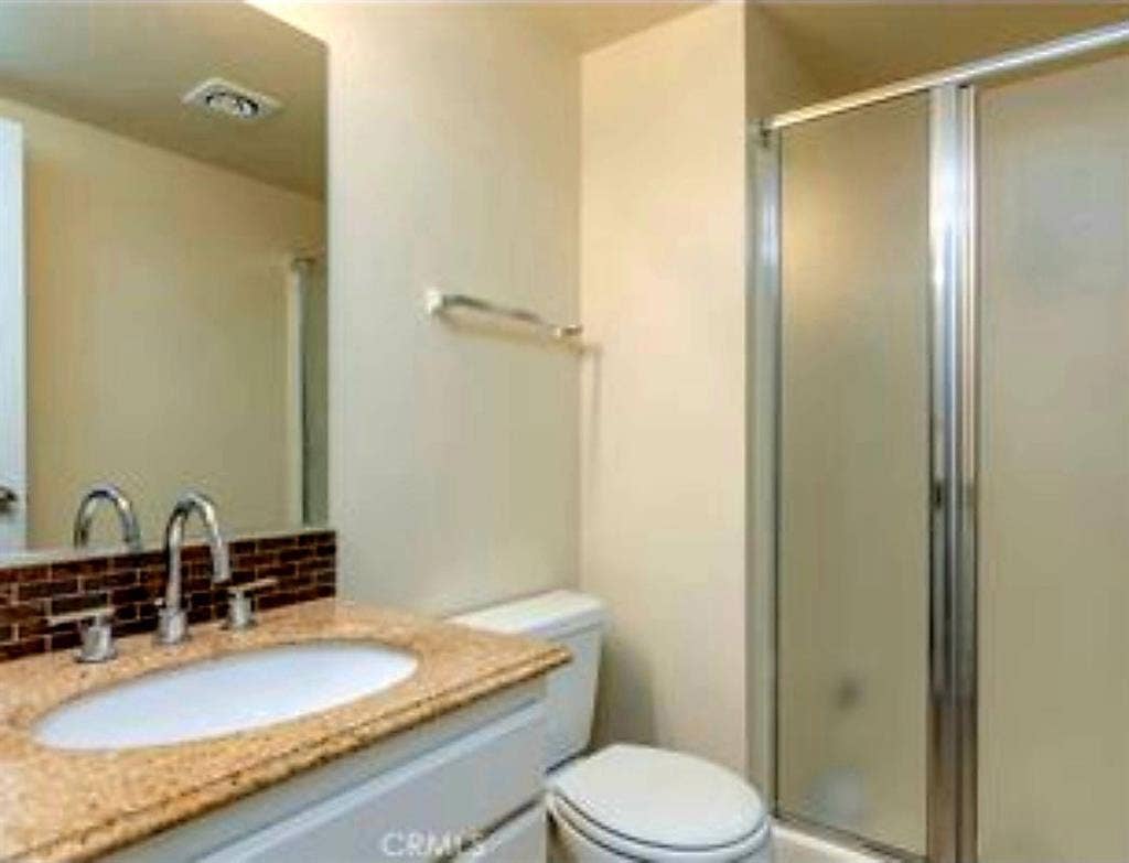 Room for rent Moorpark CA