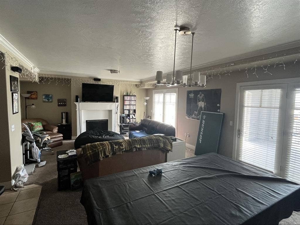 ROOM FOR RENT ASAP!!