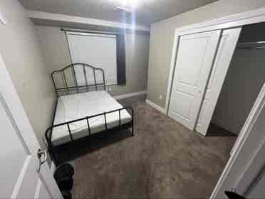ROOM FOR RENT ASAP!!