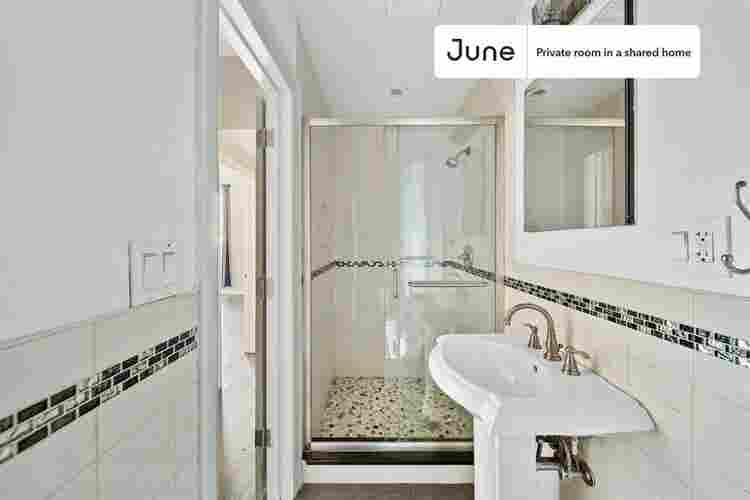 4 BR in New York City