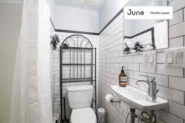 4 BR in New York City
