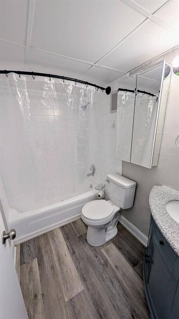 Remodeled 2BR - Walk/Bus to Campus