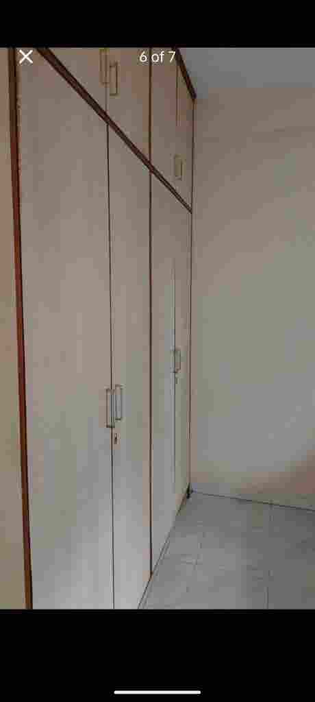 Single room available in a 3BHK