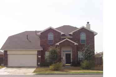 Large room offered in Round Rock