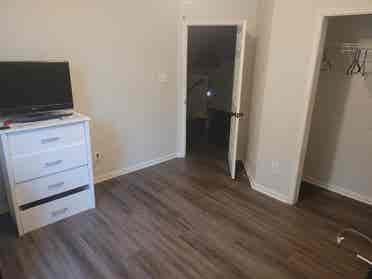 Large room offered in Round Rock