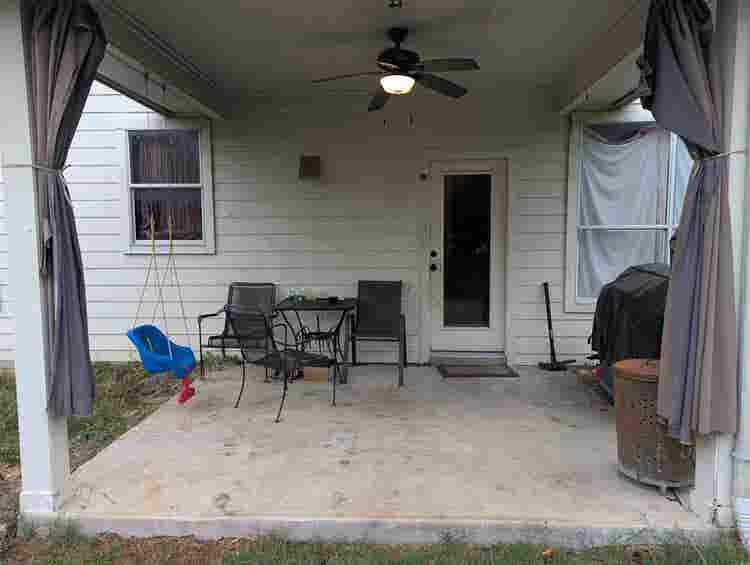 Large room offered in Round Rock