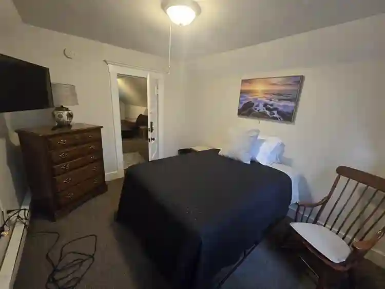 Fully Furnished Room for Rent