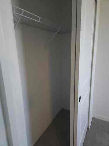 ROOM AVAILABLE IN APOPKA