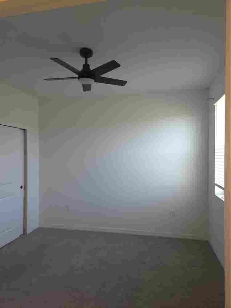 ROOM AVAILABLE IN APOPKA