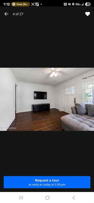Clean Private Bedroom in Germantown