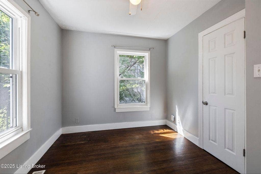 Clean Private Bedroom in Germantown
