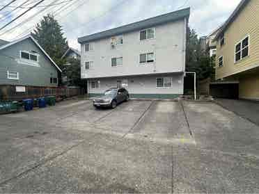 square feet, nd floor