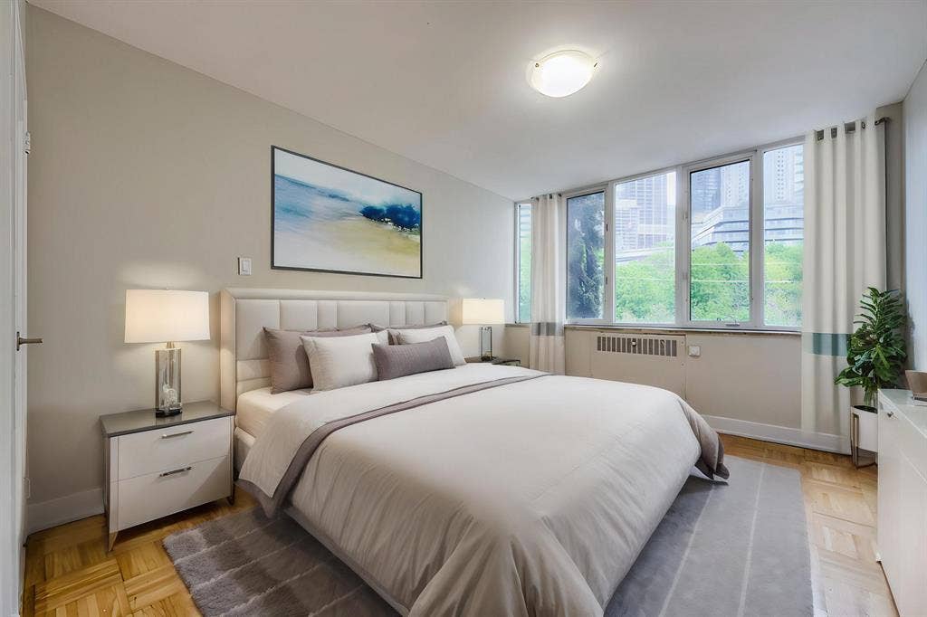 2 Bedroom Apartment - Female Only