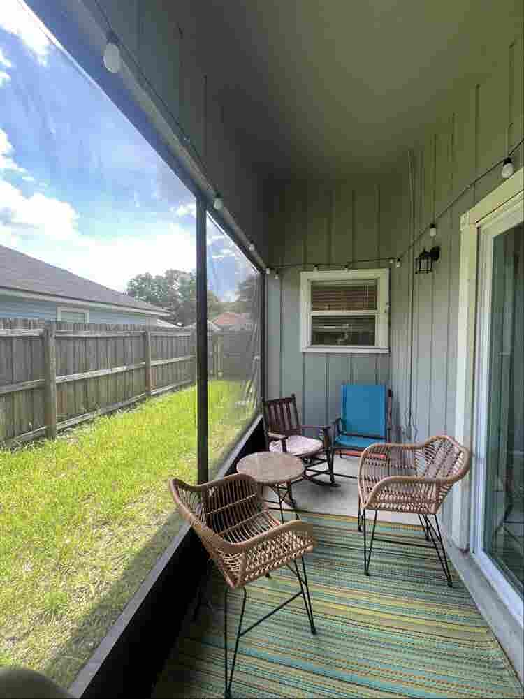 Roommate wanted