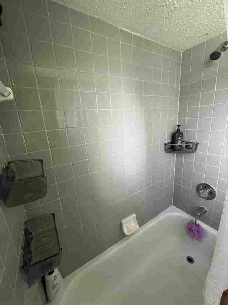 Roommate wanted