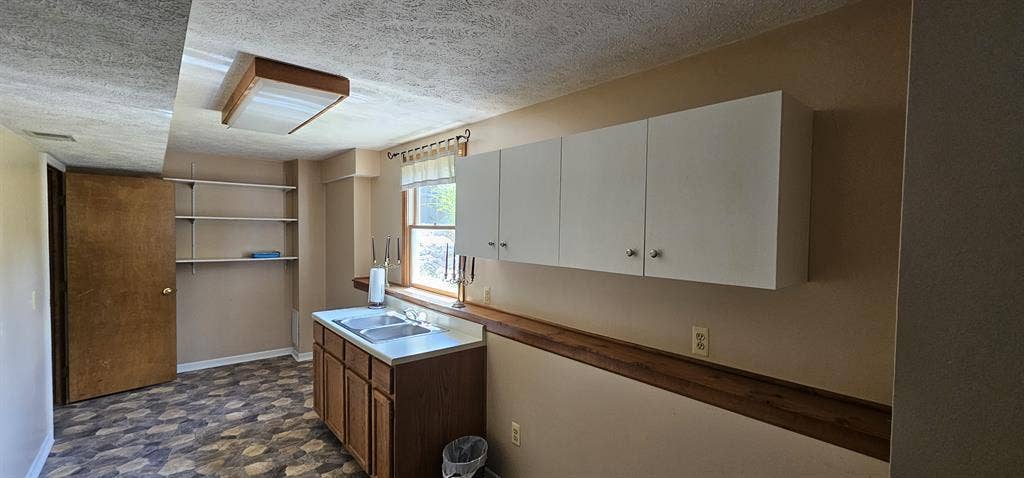 Room in Rockford, MI