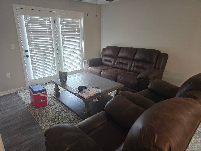 Looking for a Friendly Roommate