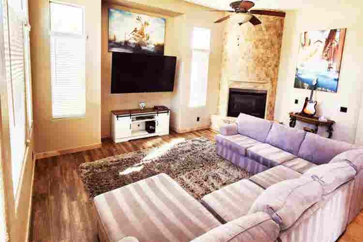 King Size Suite Available!