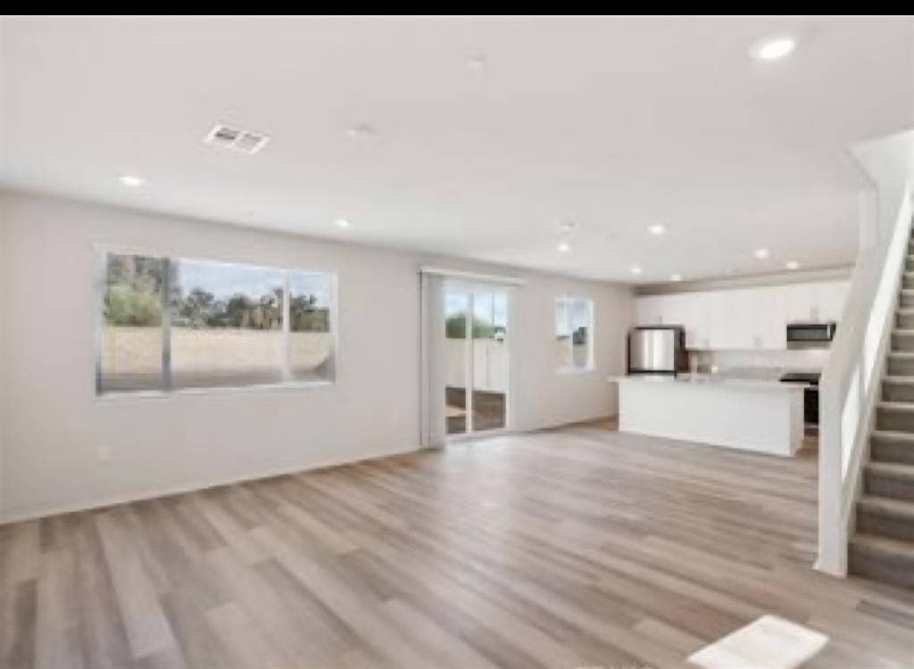 2 Rooms for Rent