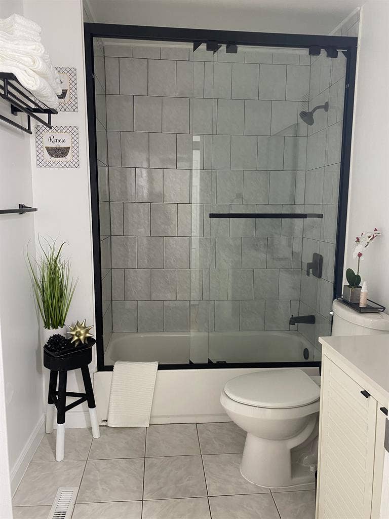 Private rooms for rent