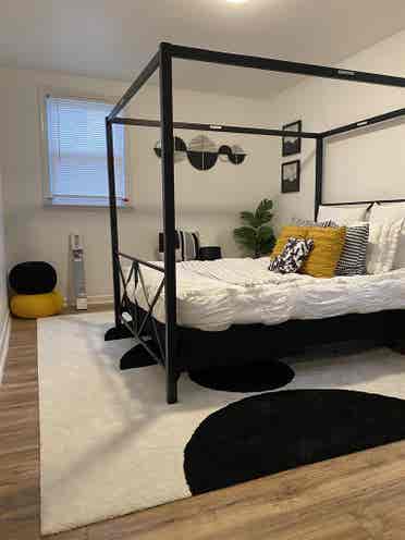 Private rooms for rent
