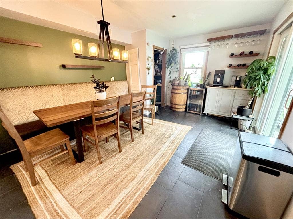 Private room available w/ util