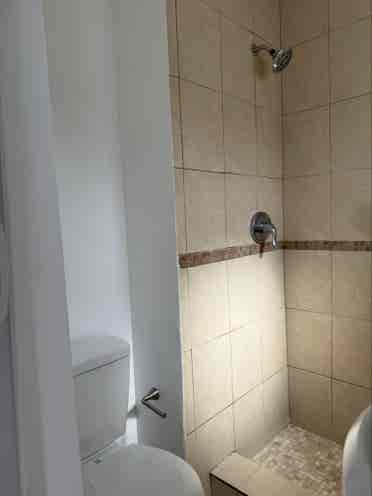 Studio private entrance for one ork