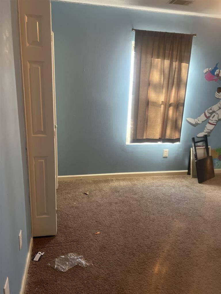 Room for Rent!