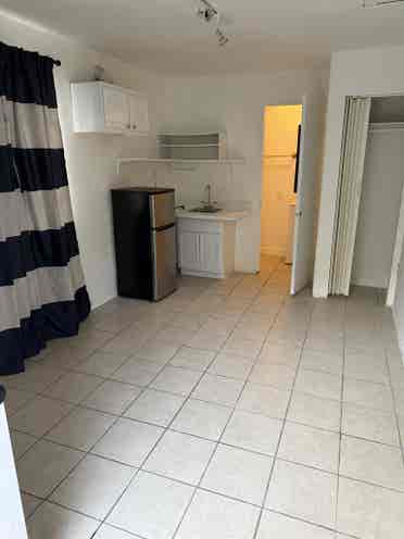 Guest House Private Entrance