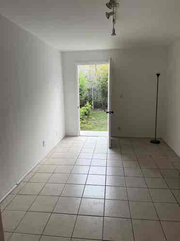 Guest House Private Entrance