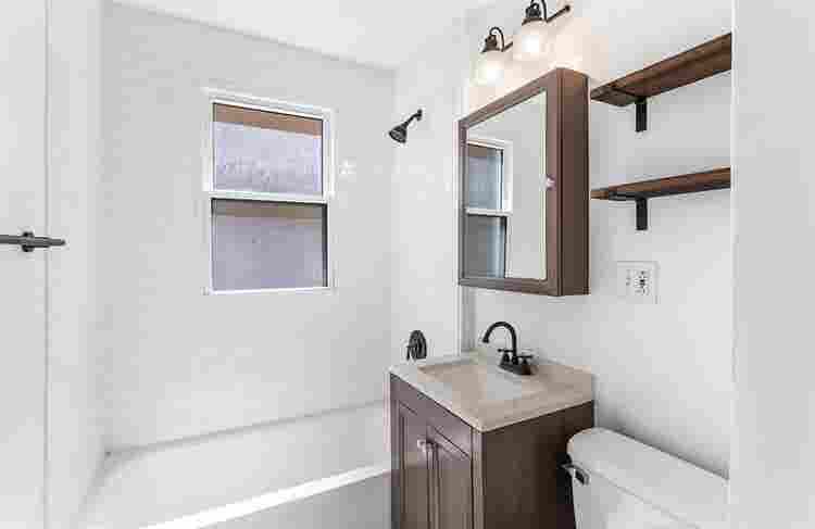 1 Bedroom Available in Lakewook, OH