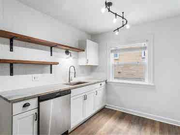 1 Bedroom Available in Lakewook, OH