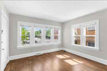 1 Bedroom Available in Lakewook, OH