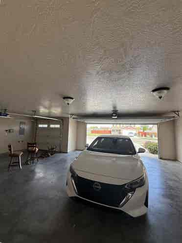 4 bedroom house with 3 bathrooms