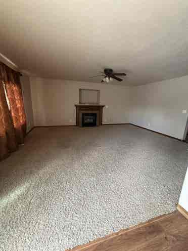 4 bedroom house with 3 bathrooms